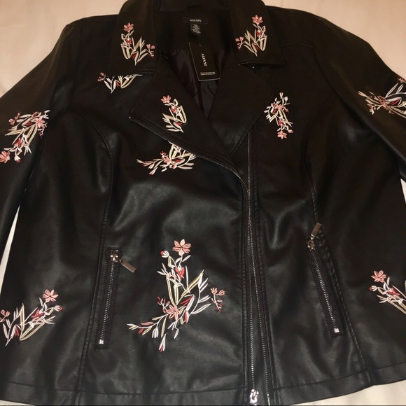 Floral Embroidered Faux Leather Jacket - Picture 2 of 8